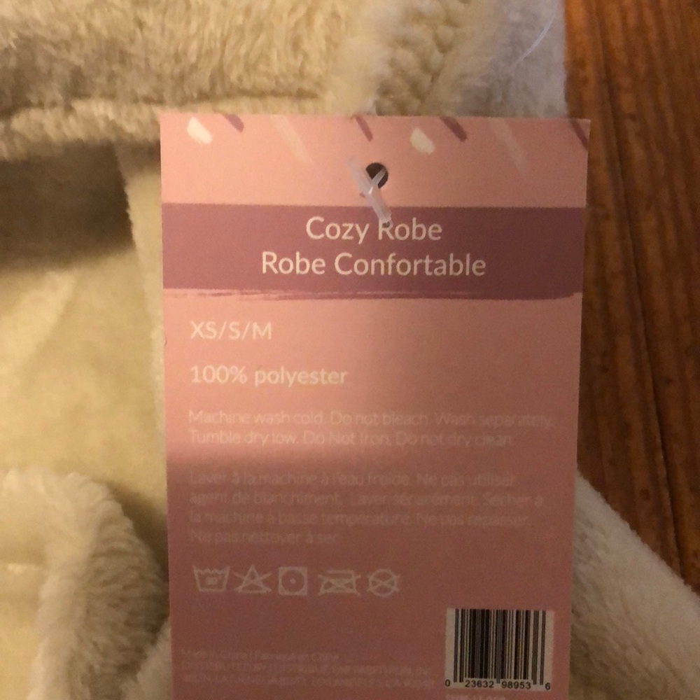 FFF Summer & Rose Cozy Robe - Picture 5 of 8